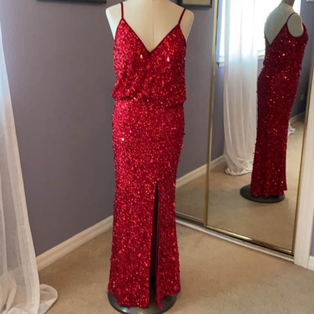Sherri Hill #52452 Red Beaded Sequin Prom Formal Evening Dress Size 0 GORGEOUS
